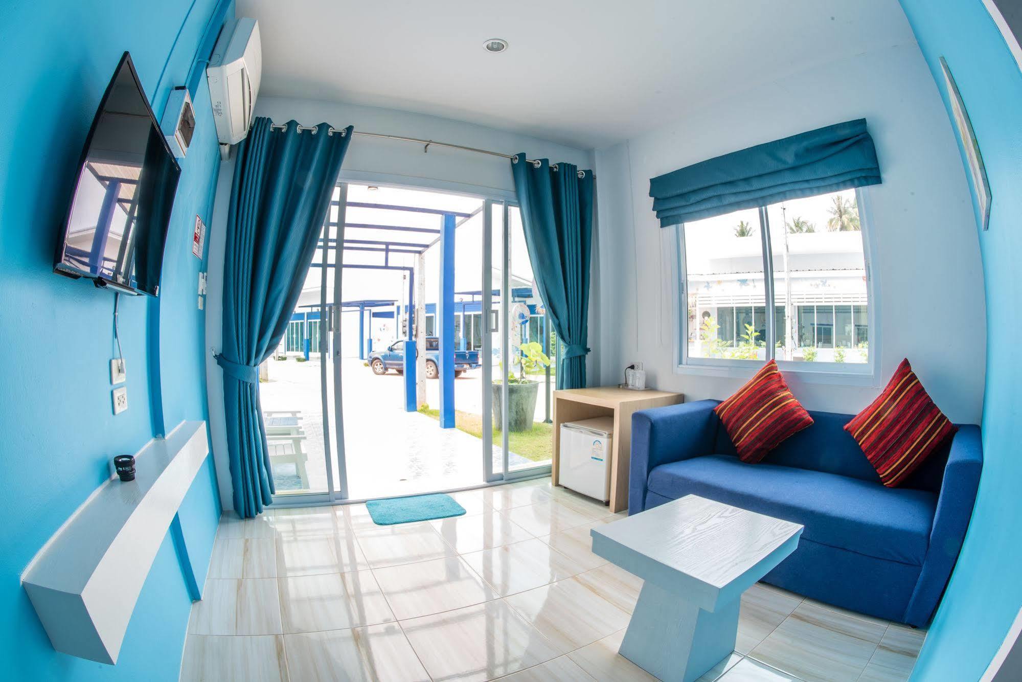 Paragon Hometel Surat Thani Exterior photo